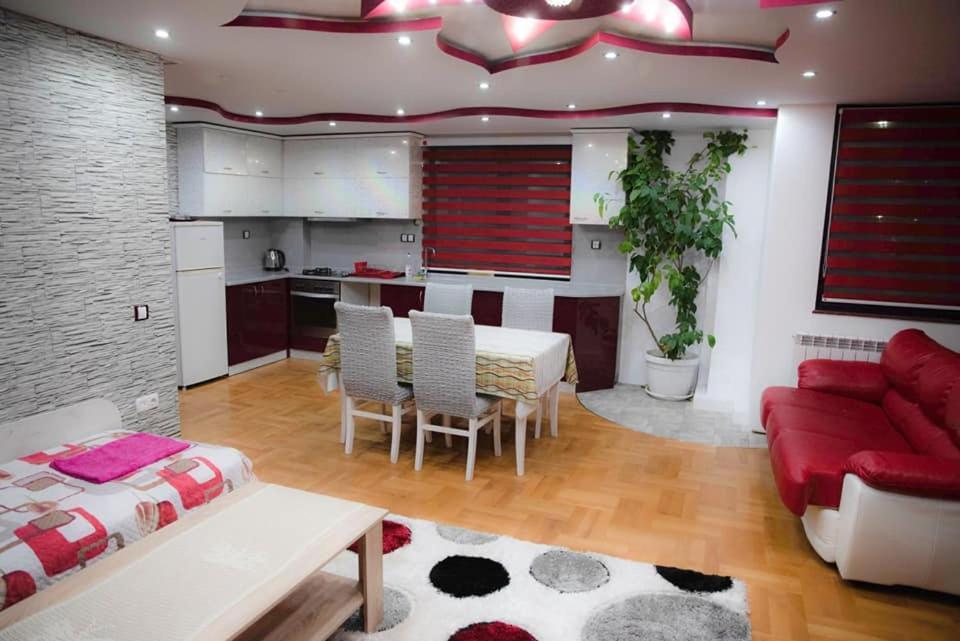 Stanchevata Kashta Hotel ซลาโตกราด ภายนอก รูปภาพ